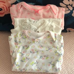 Carters Baby Girl NB Gown Trio